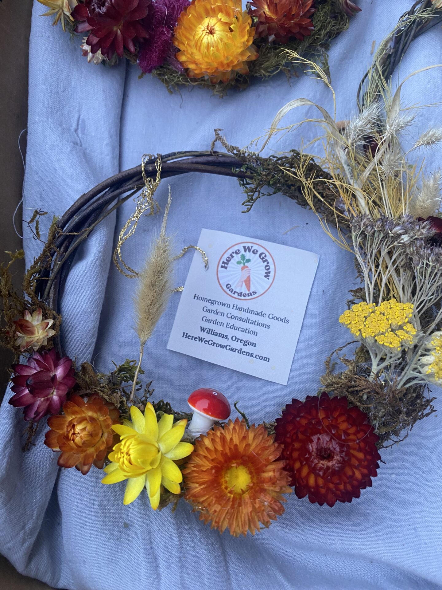 IMG_4272 Mini Everlasting Wreath - Bright Colors - Image 3